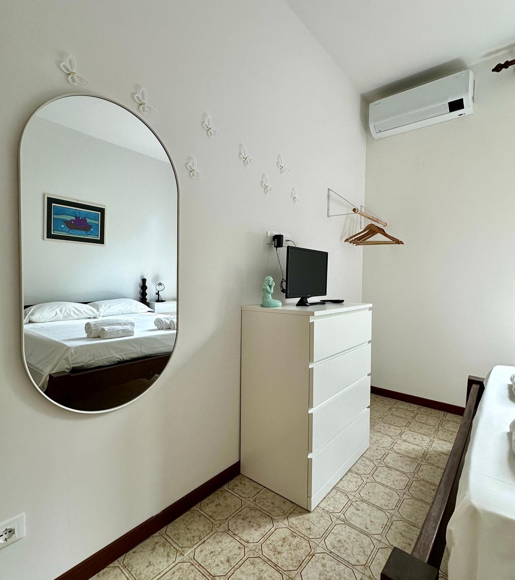 Terrace & Parking - Holiday Home Near Fegina Beach Μοντερόσο αλ Μάρε Εξωτερικό φωτογραφία